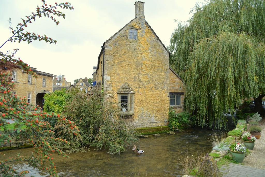 Coombe Cottage Sutton Green Exterior foto